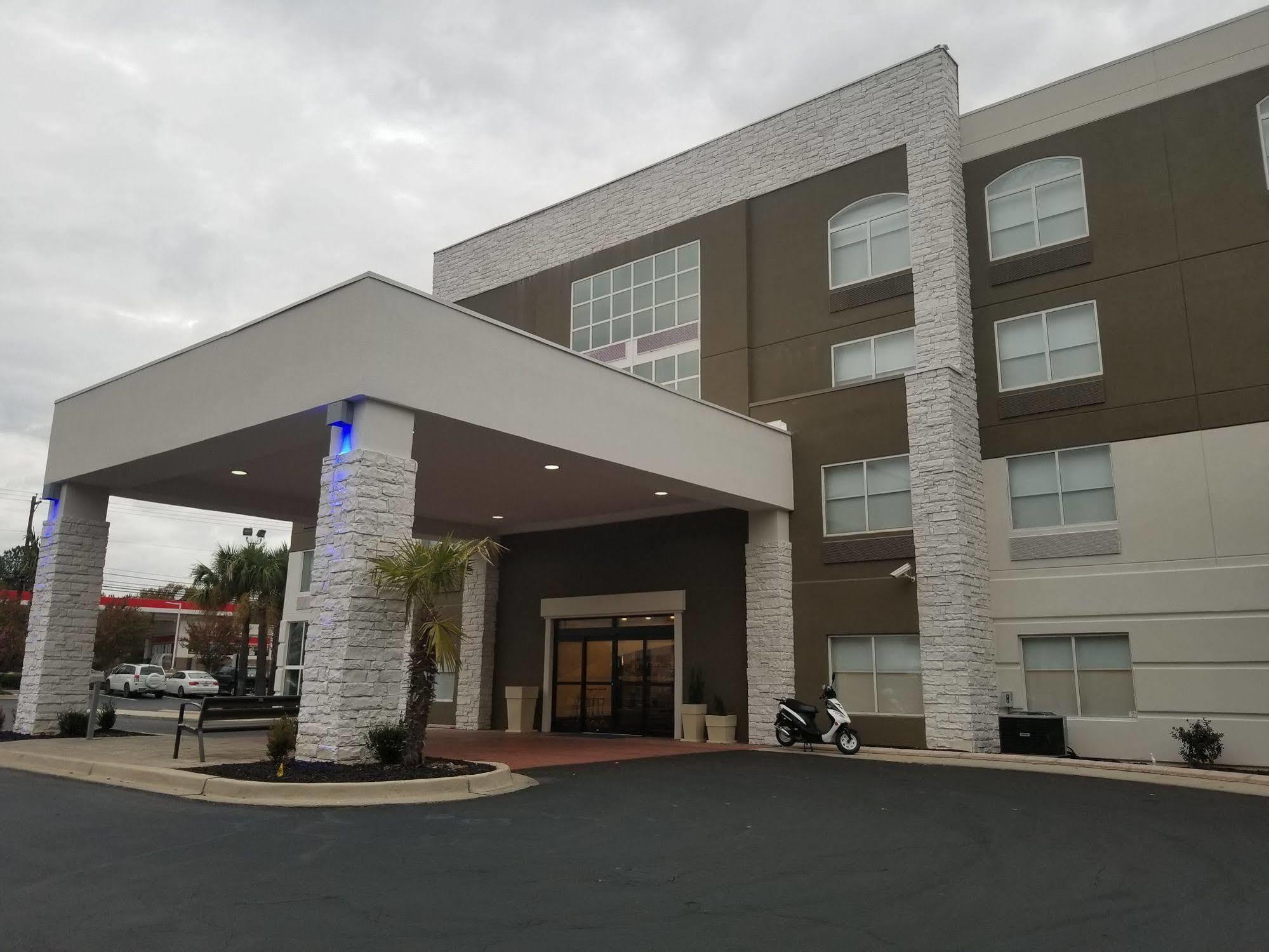 Delta Hotels By Marriott Columbia Northeast Exterior photo